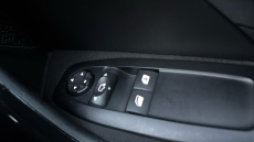 Peugeot 208 1.2 PureTech 82 Signature 5dr [Start Stop] Petrol Hatchback